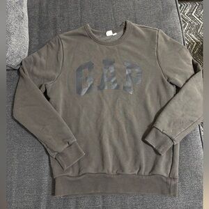 GAP Crewneck
